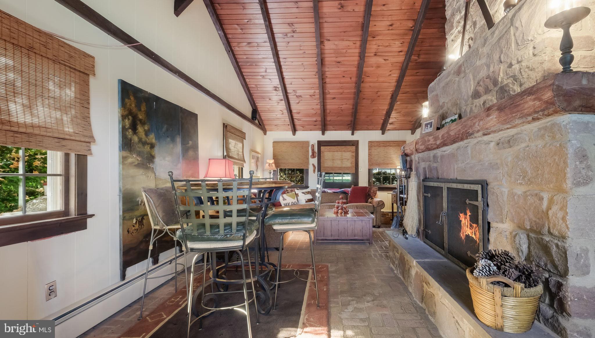 DOYLESTOWN BORO - Residential