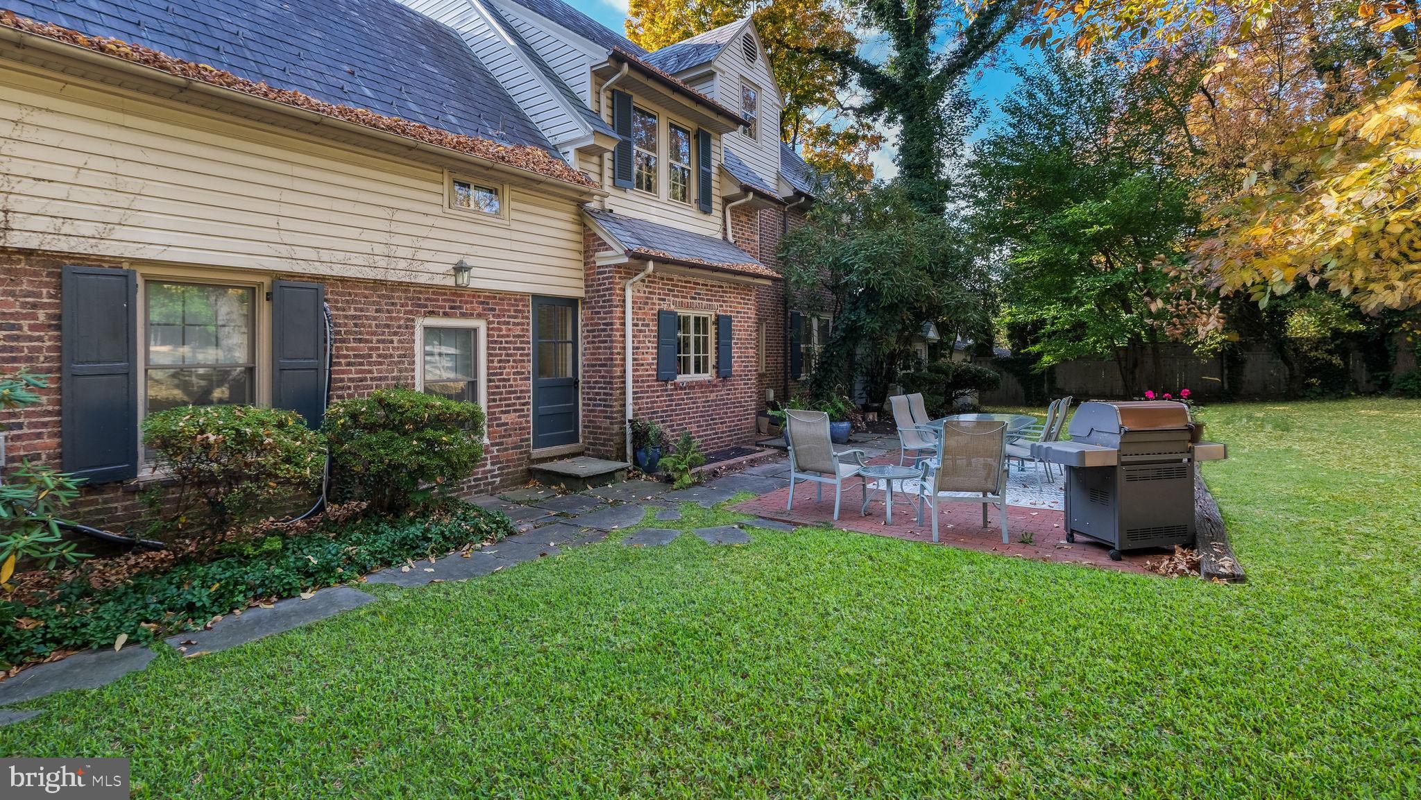 DOYLESTOWN BORO - Residential