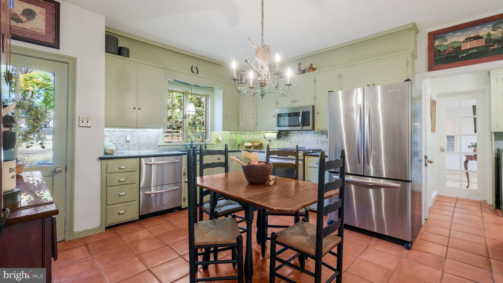 DOYLESTOWN BORO - Residential