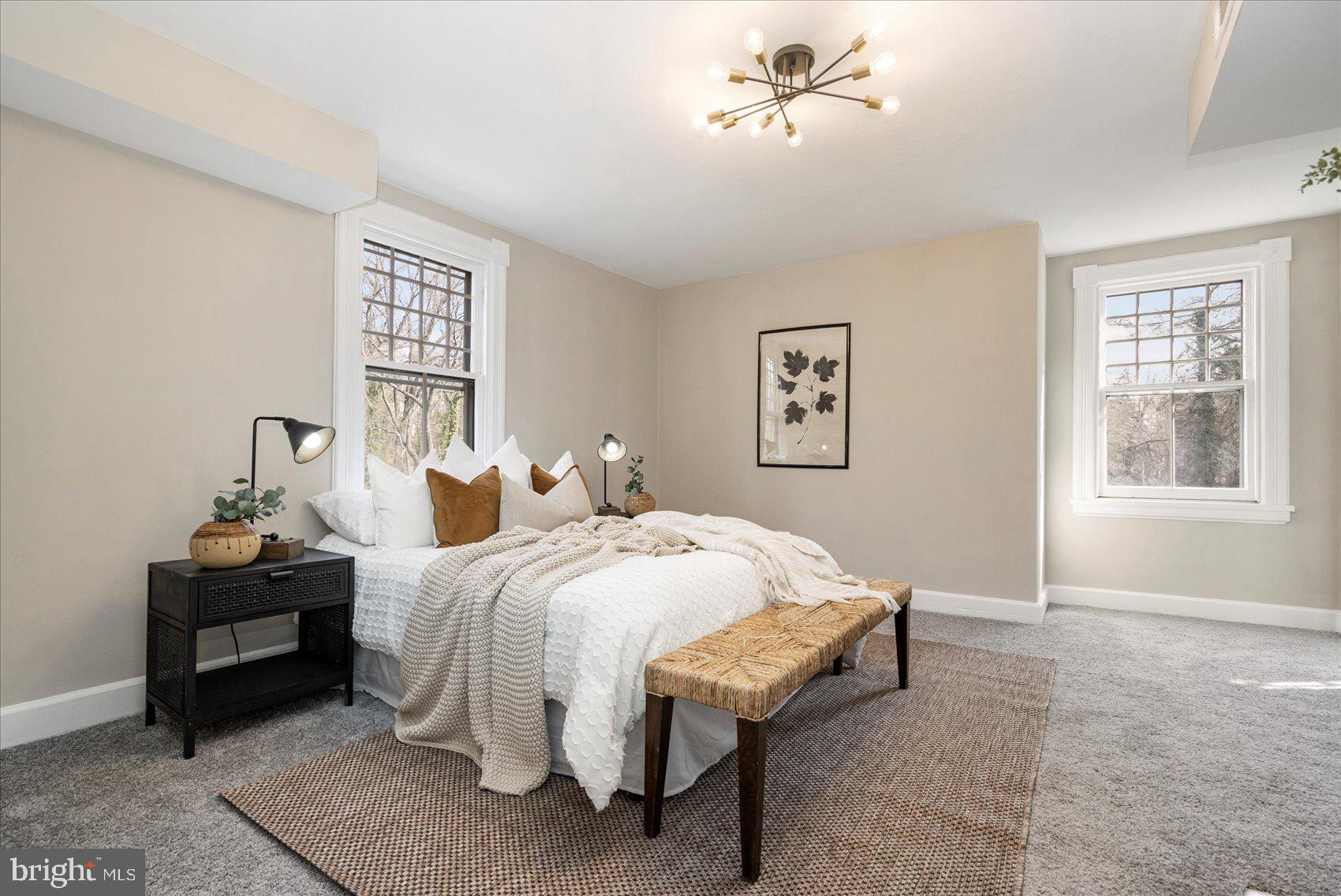 MOUNT WASHINGTON - Residential