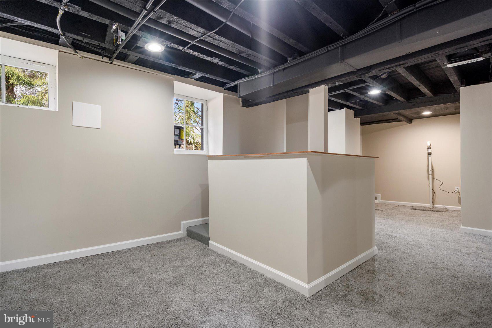 MOUNT WASHINGTON - Residential