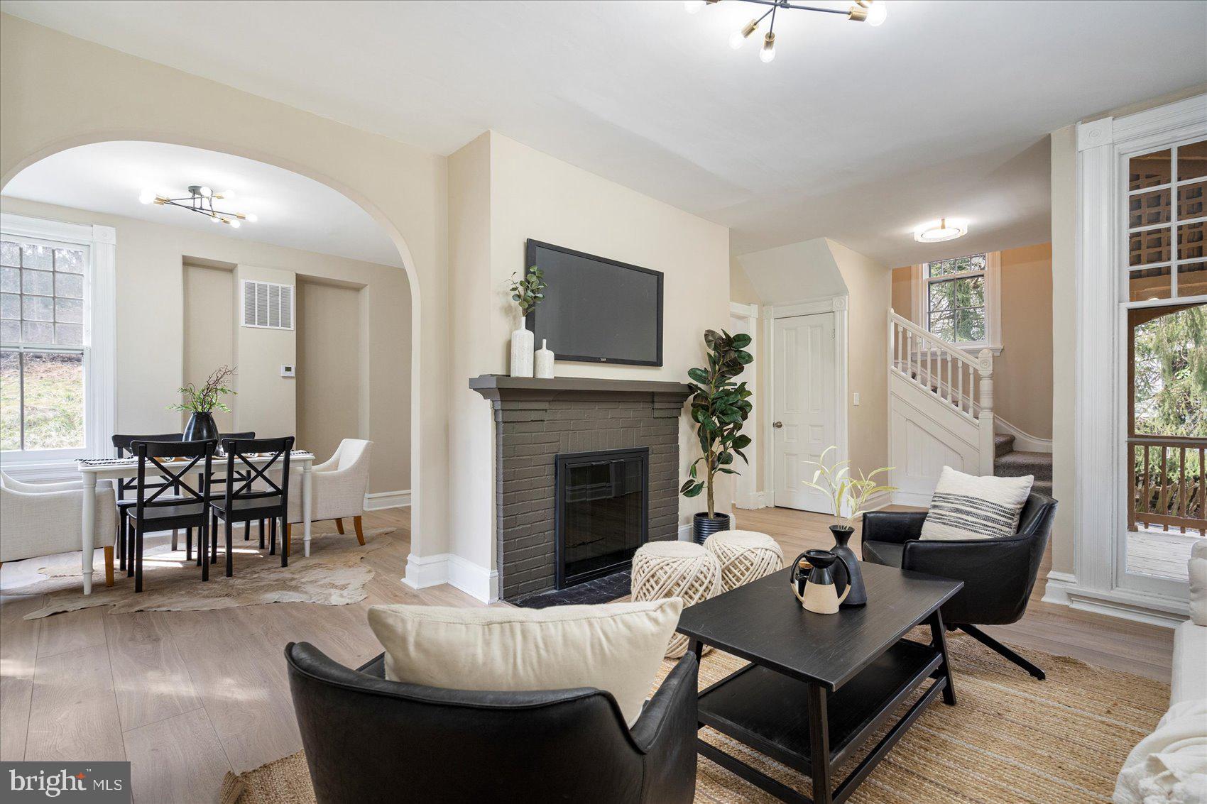 MOUNT WASHINGTON - Residential