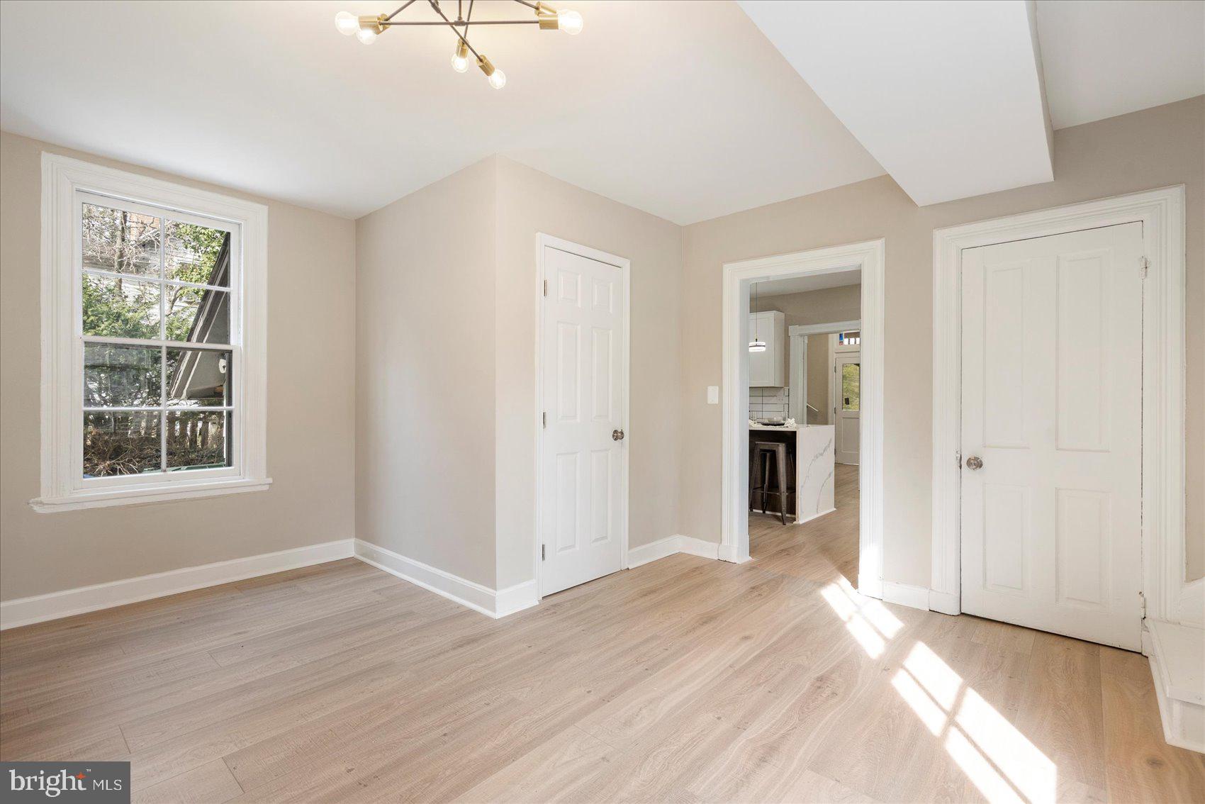 MOUNT WASHINGTON - Residential