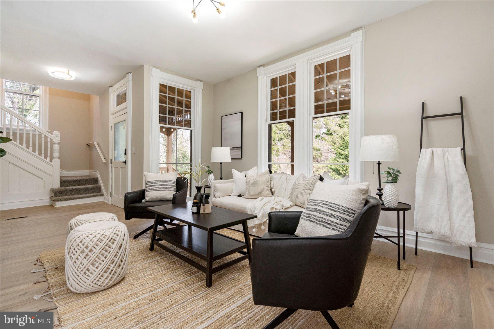 MOUNT WASHINGTON - Residential