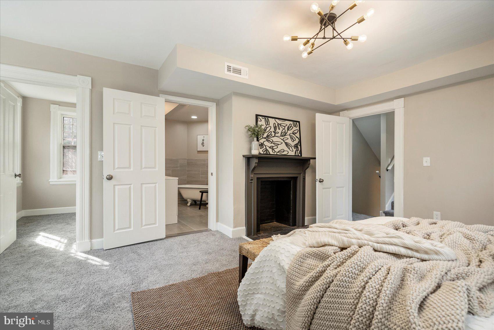 MOUNT WASHINGTON - Residential