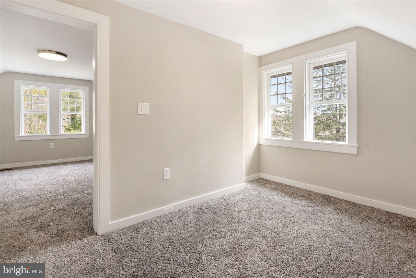 MOUNT WASHINGTON - Residential