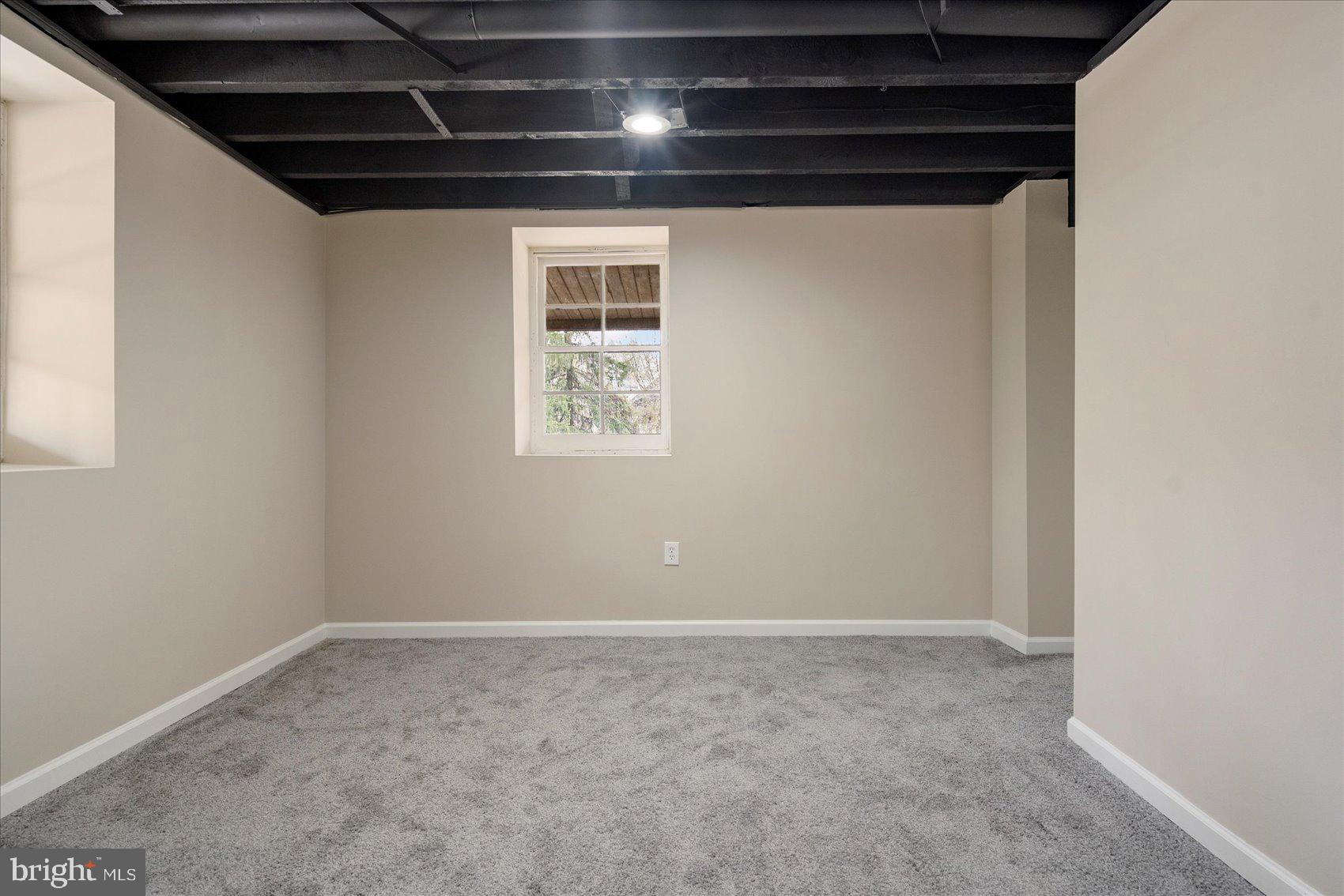 MOUNT WASHINGTON - Residential