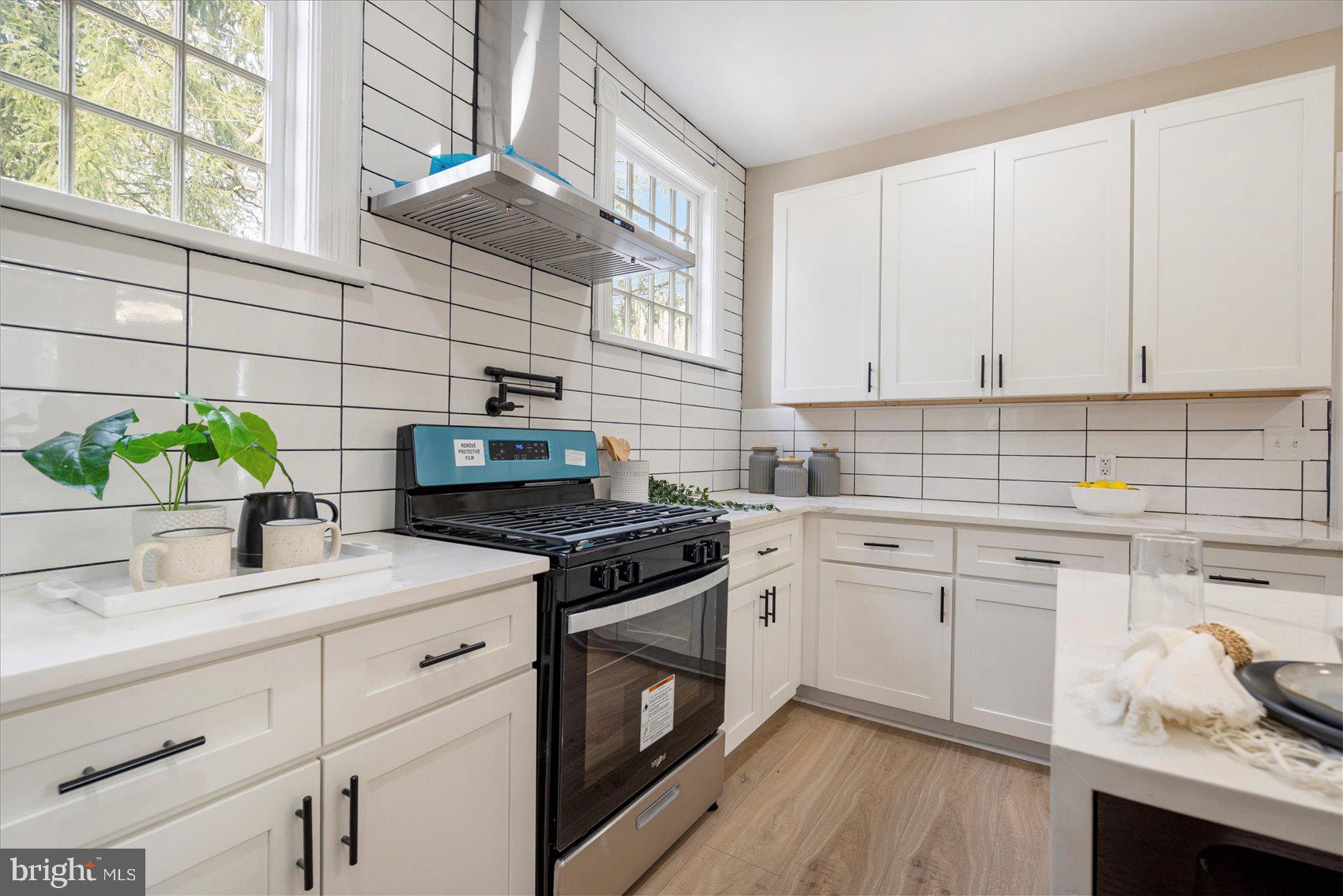 MOUNT WASHINGTON - Residential