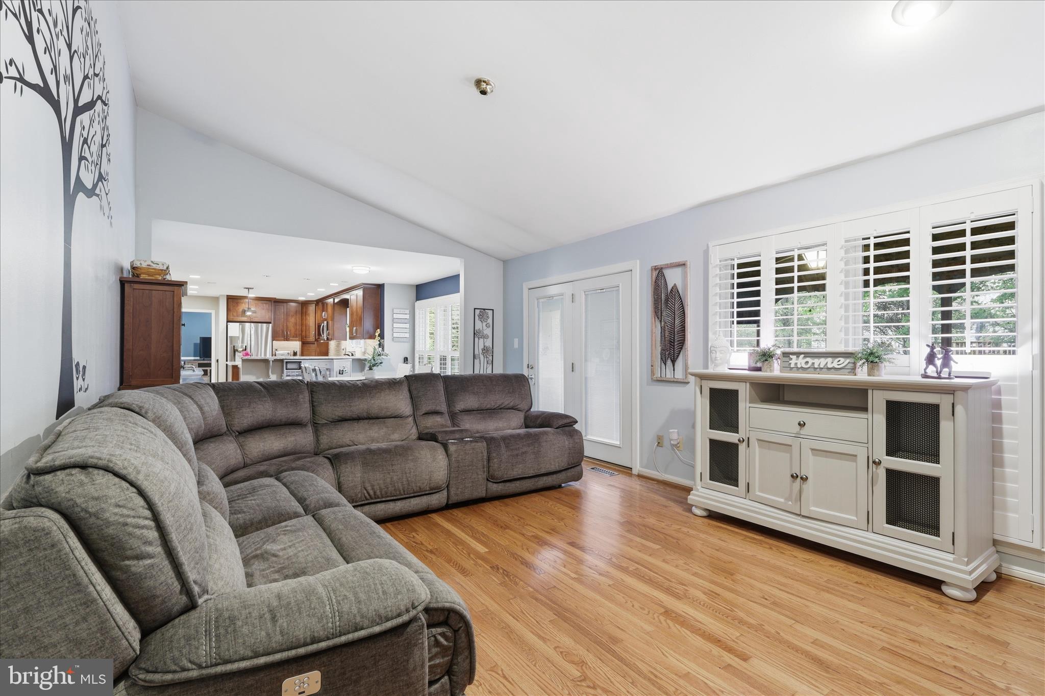 HASTINGS HUNT - Residential