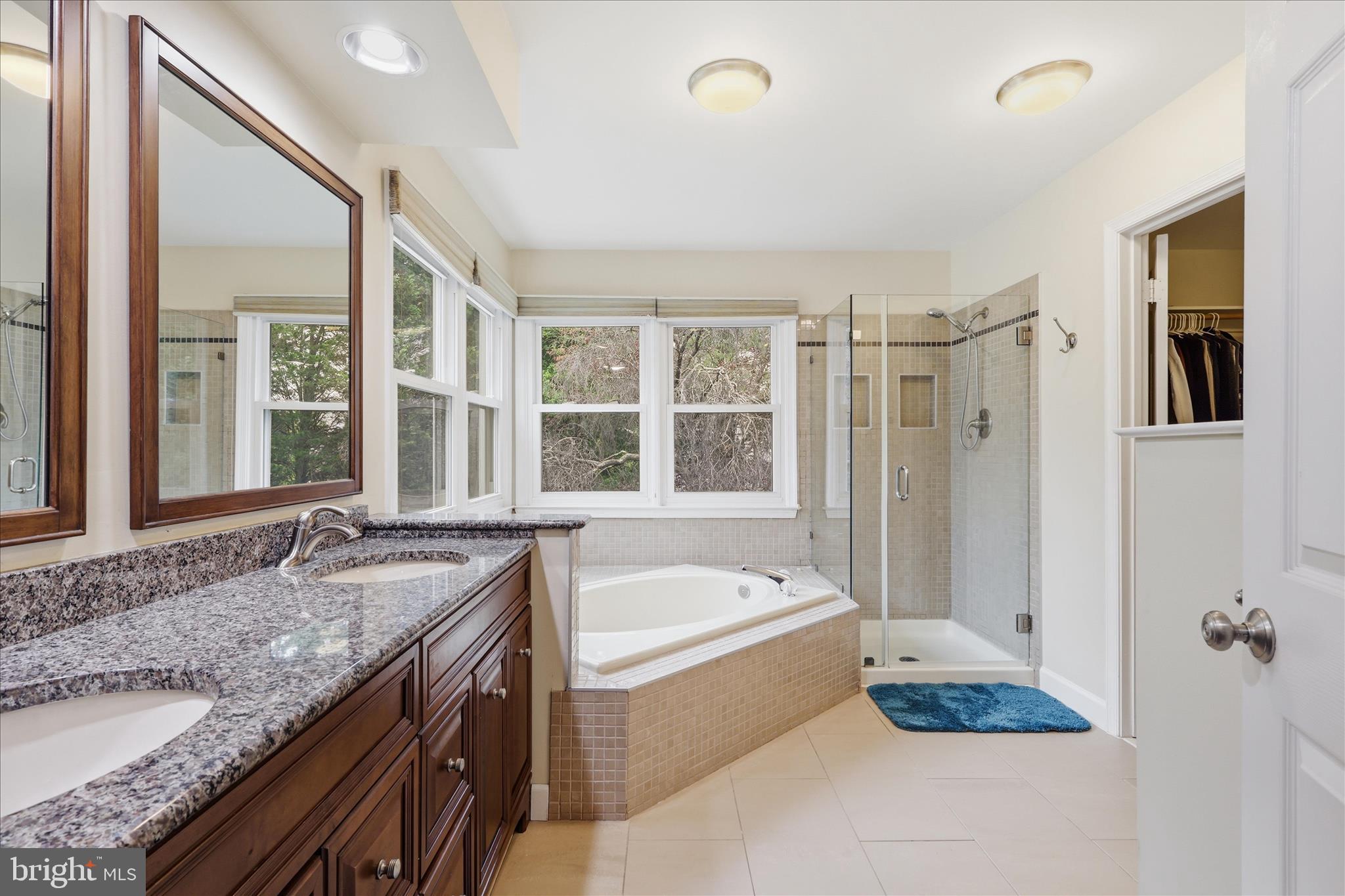 HASTINGS HUNT - Residential