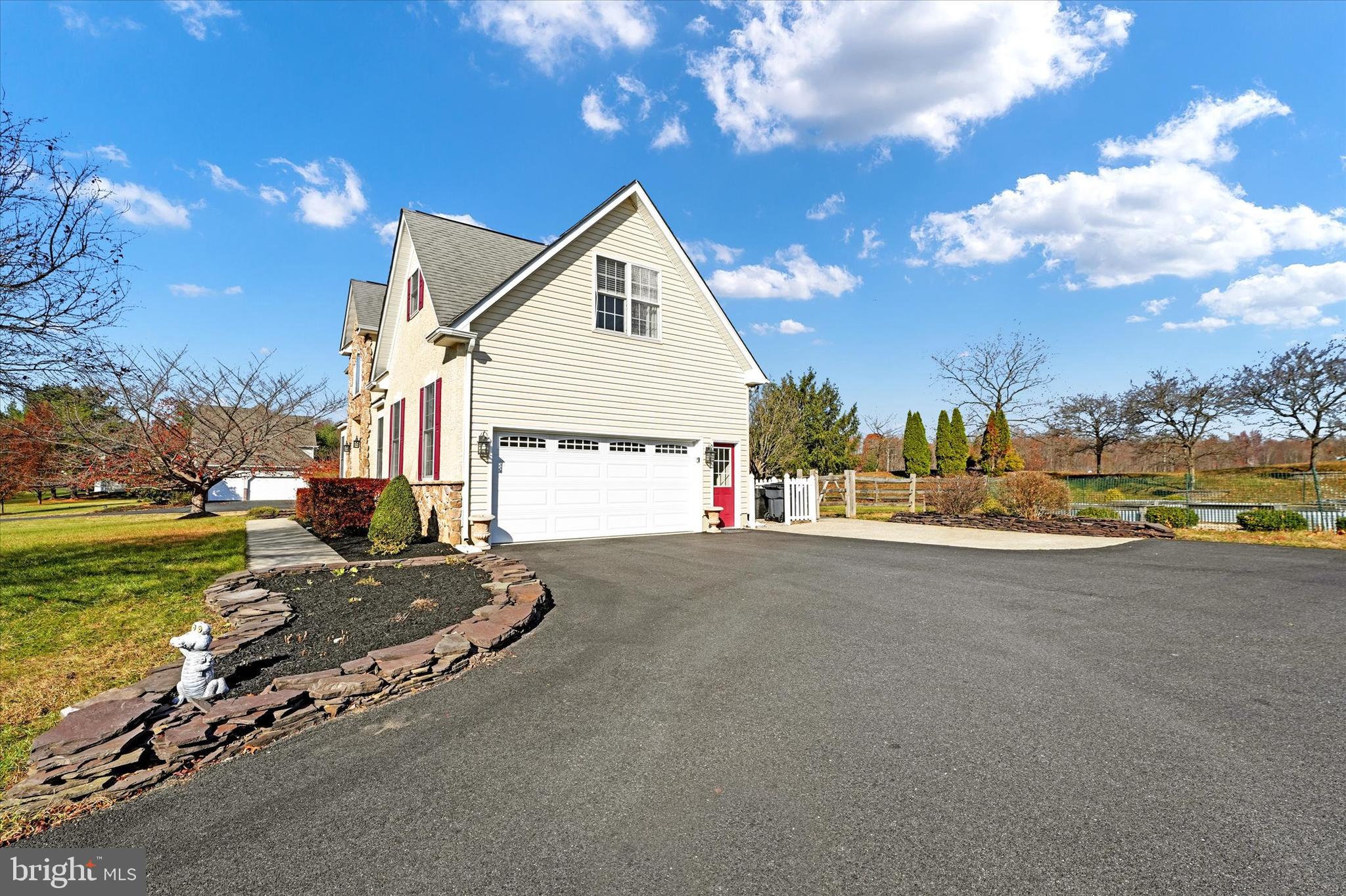 VILLAGES OF ELK NECK WOODHOLME - Residential