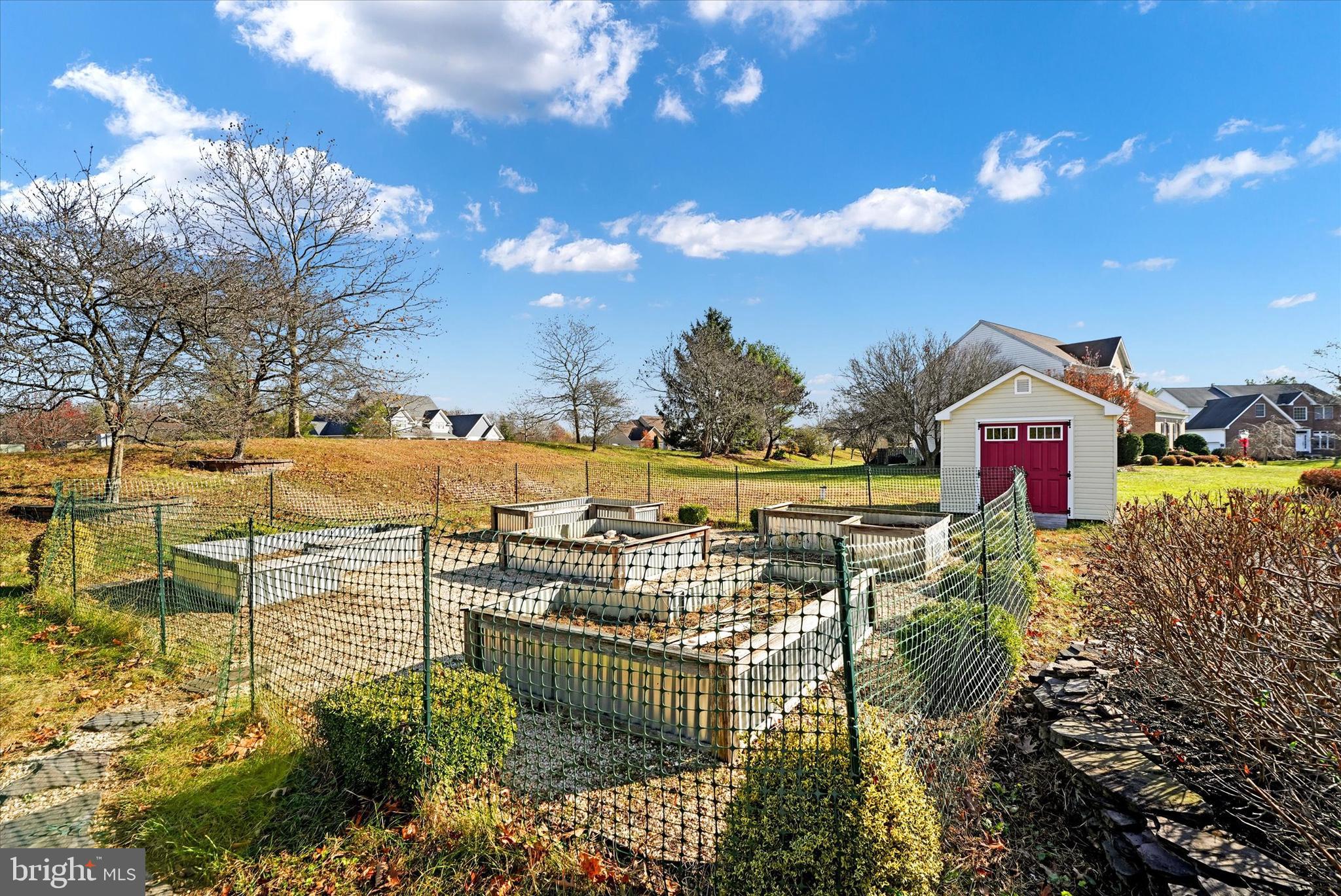 VILLAGES OF ELK NECK WOODHOLME - Residential