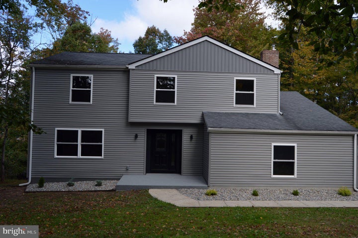 Photo 1 of 33 — 22 FOREST, EWING, NJ 08628