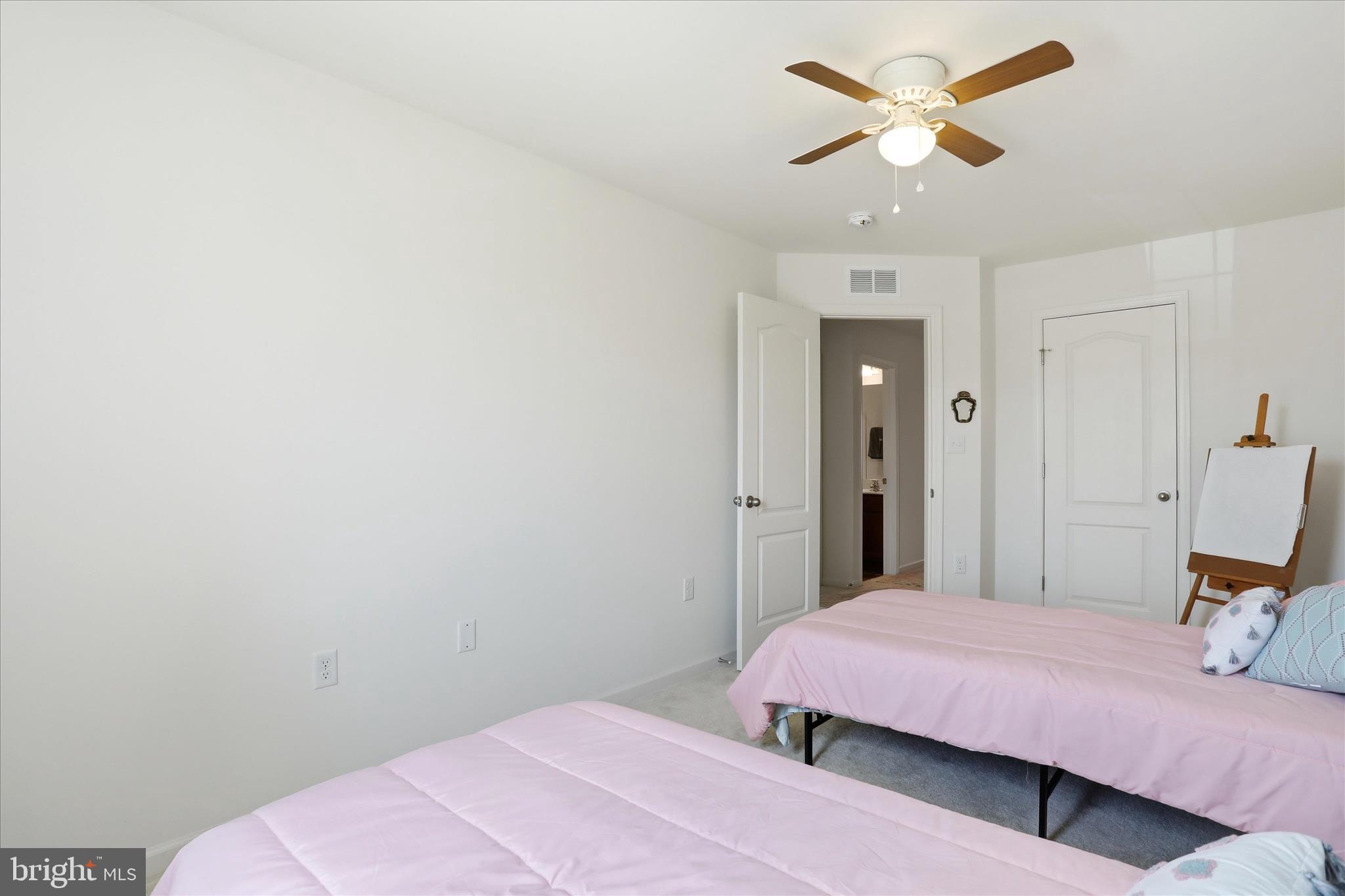 MCCAULEY CROSSING - Residential