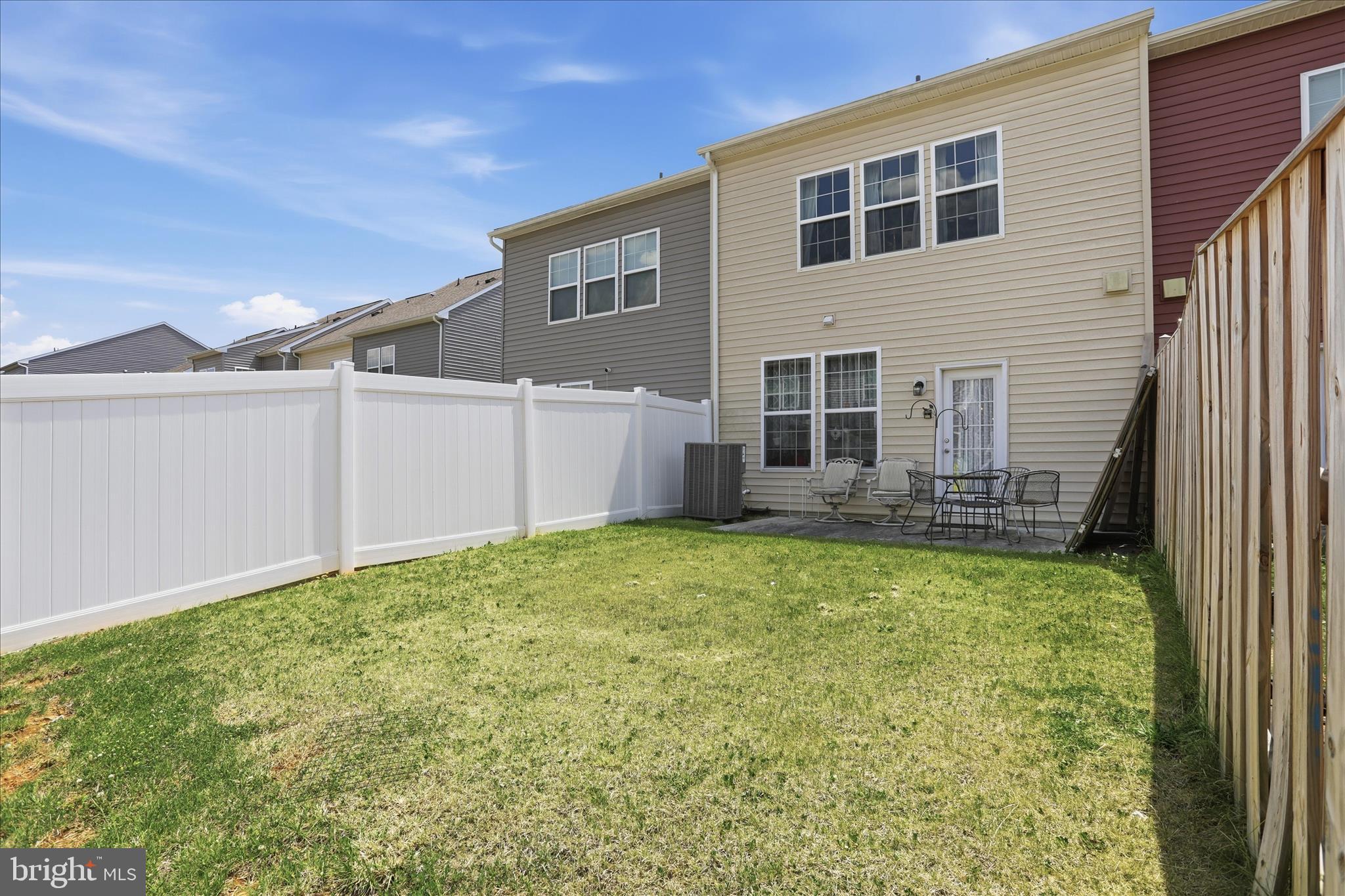 MCCAULEY CROSSING - Residential