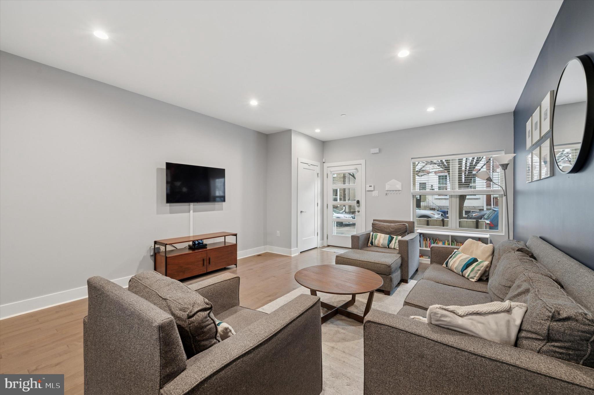 MANAYUNK - Residential