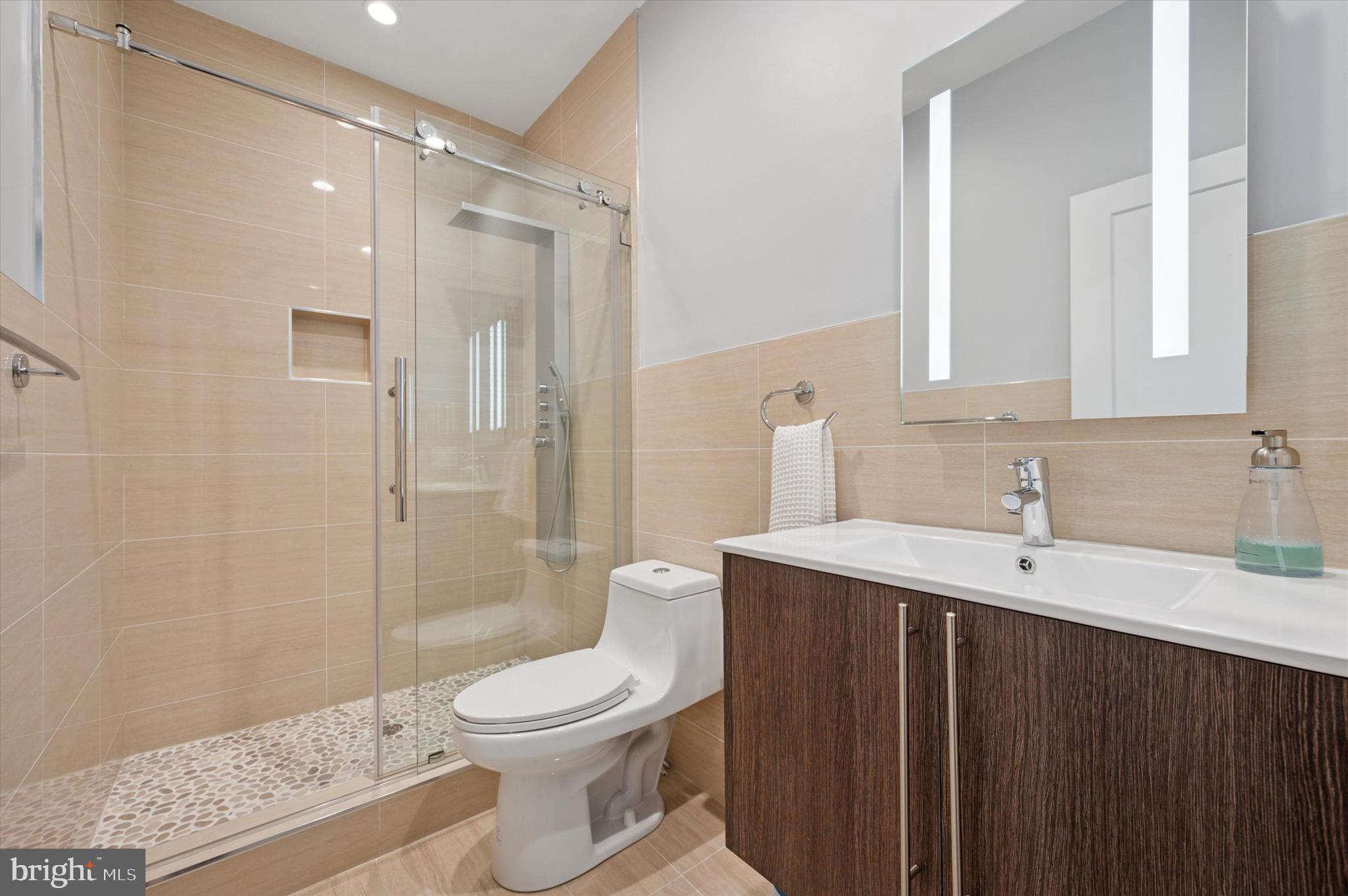 MANAYUNK - Residential