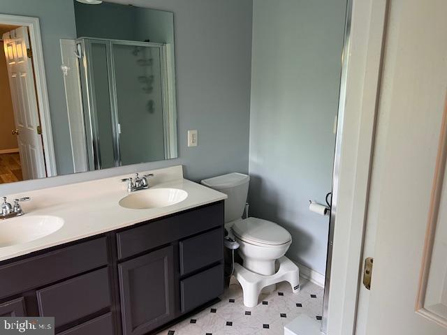 RIVER OAKS - Residential Lease