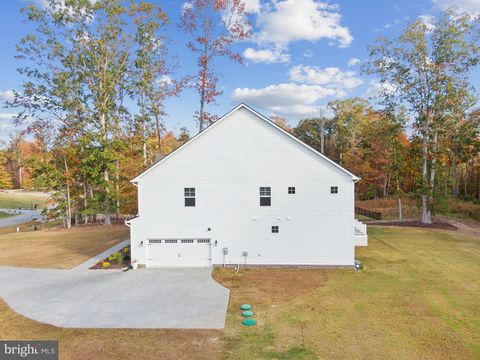 listing image 63