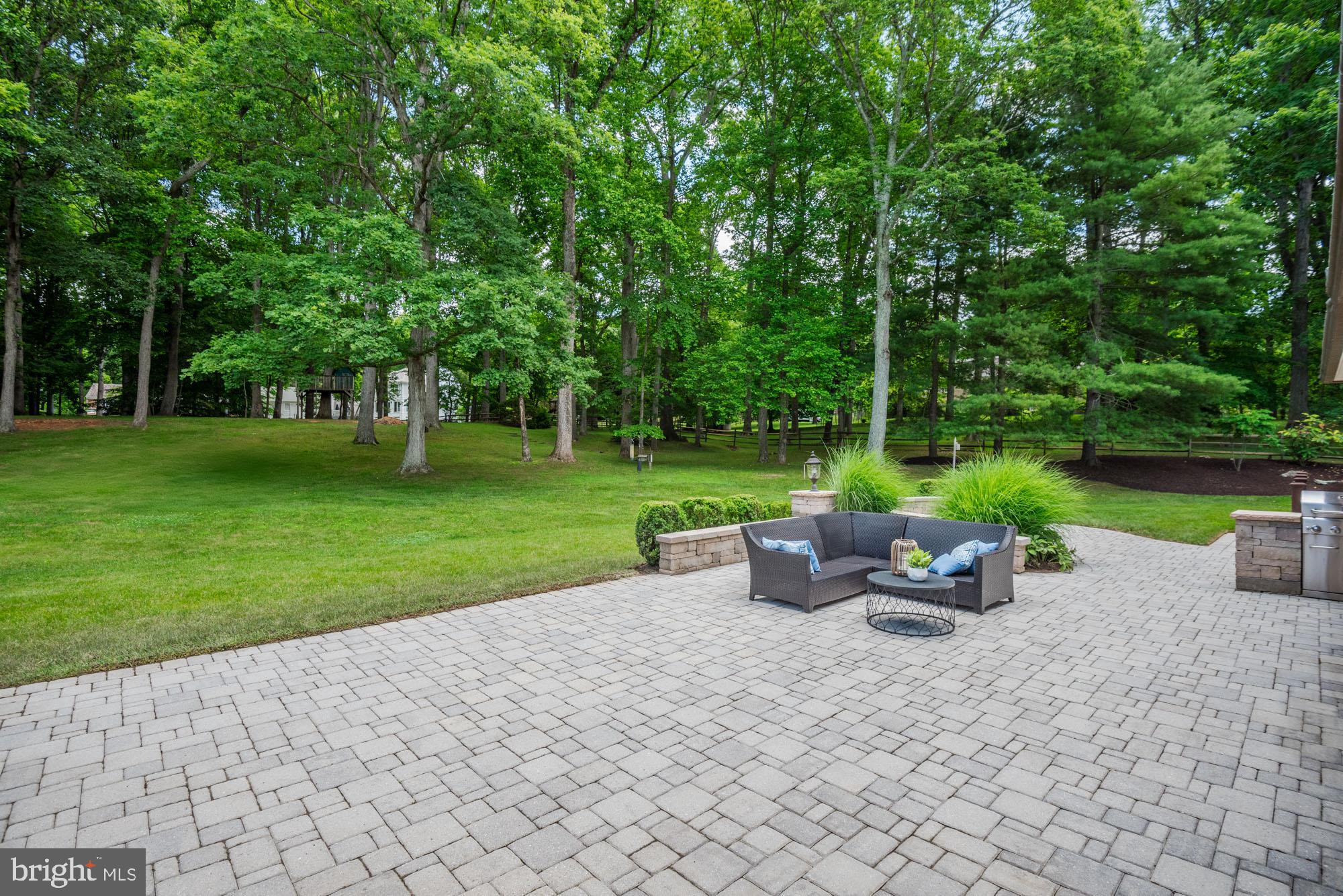 POTOMAC FALLS - Residential