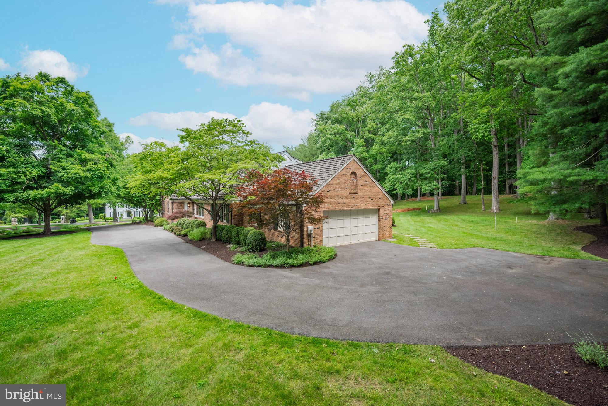 POTOMAC FALLS - Residential