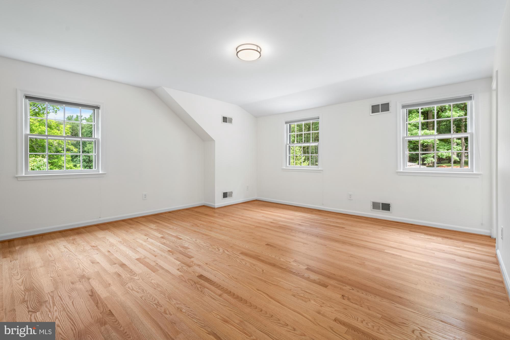 POTOMAC FALLS - Residential