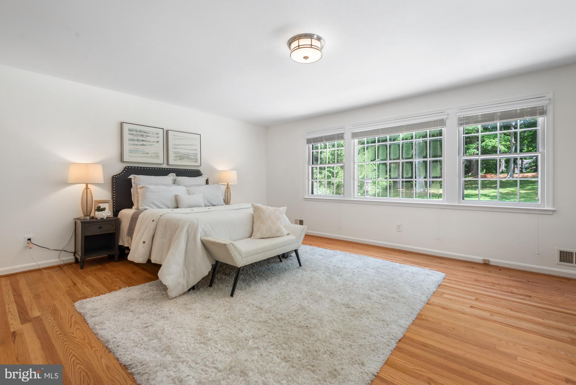 POTOMAC FALLS - Residential