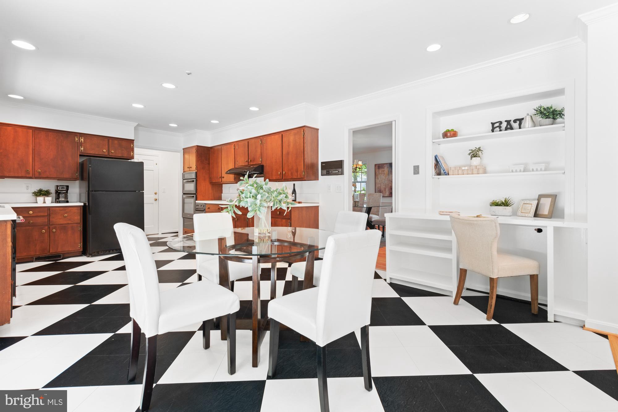 POTOMAC FALLS - Residential