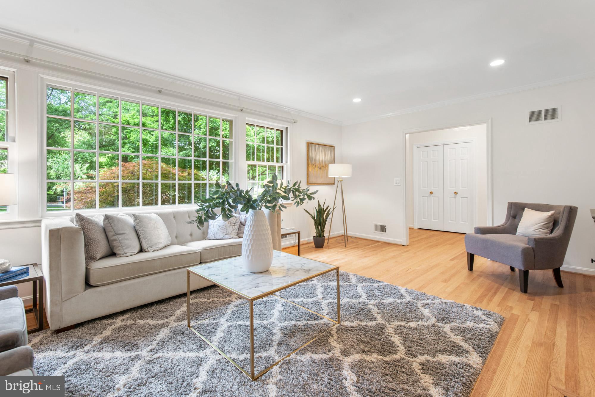 POTOMAC FALLS - Residential