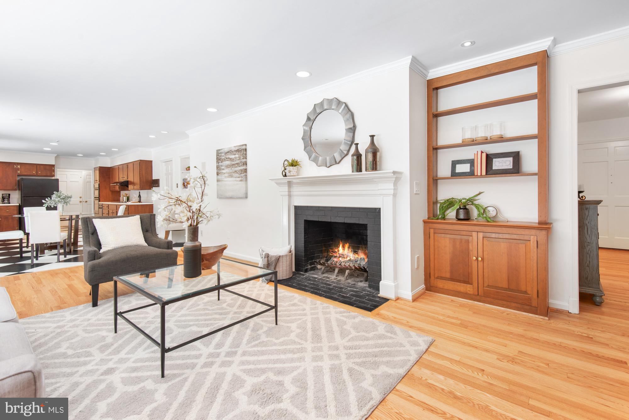 POTOMAC FALLS - Residential