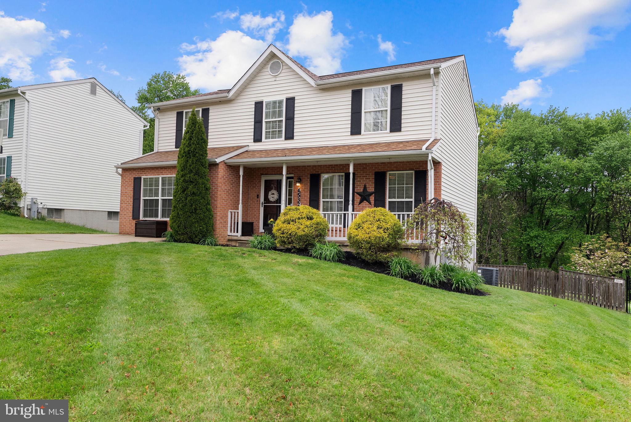 ROBERTS FIELD - Residential