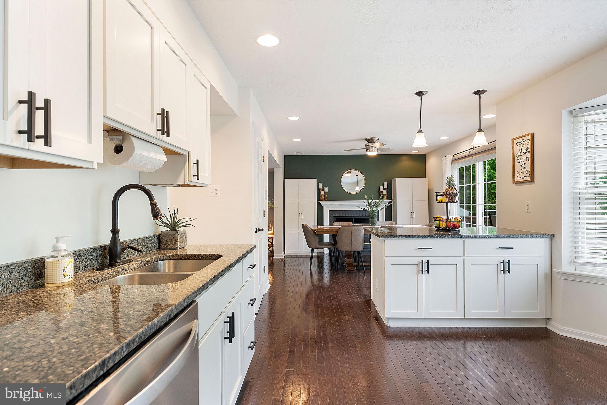 ROBERTS FIELD - Residential