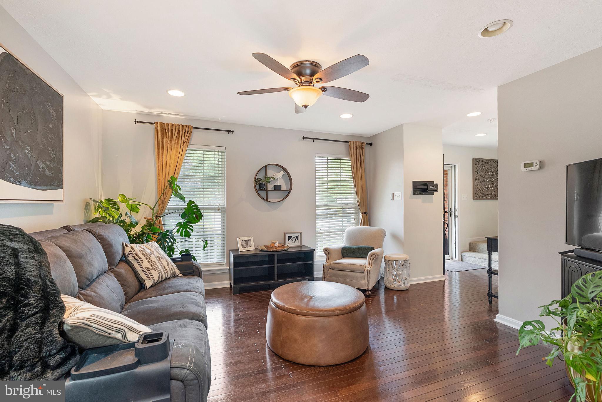ROBERTS FIELD - Residential