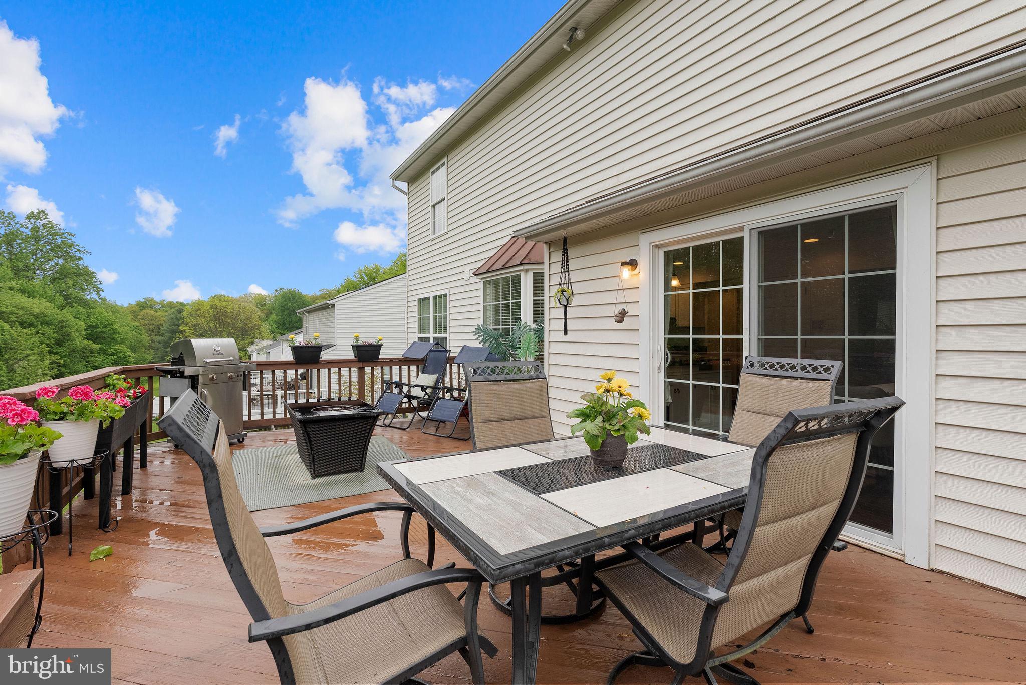 ROBERTS FIELD - Residential