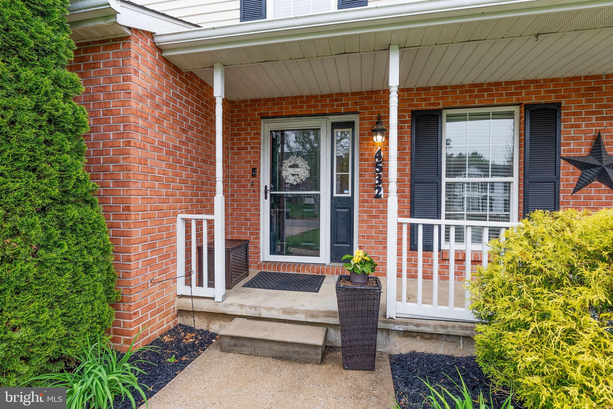 ROBERTS FIELD - Residential