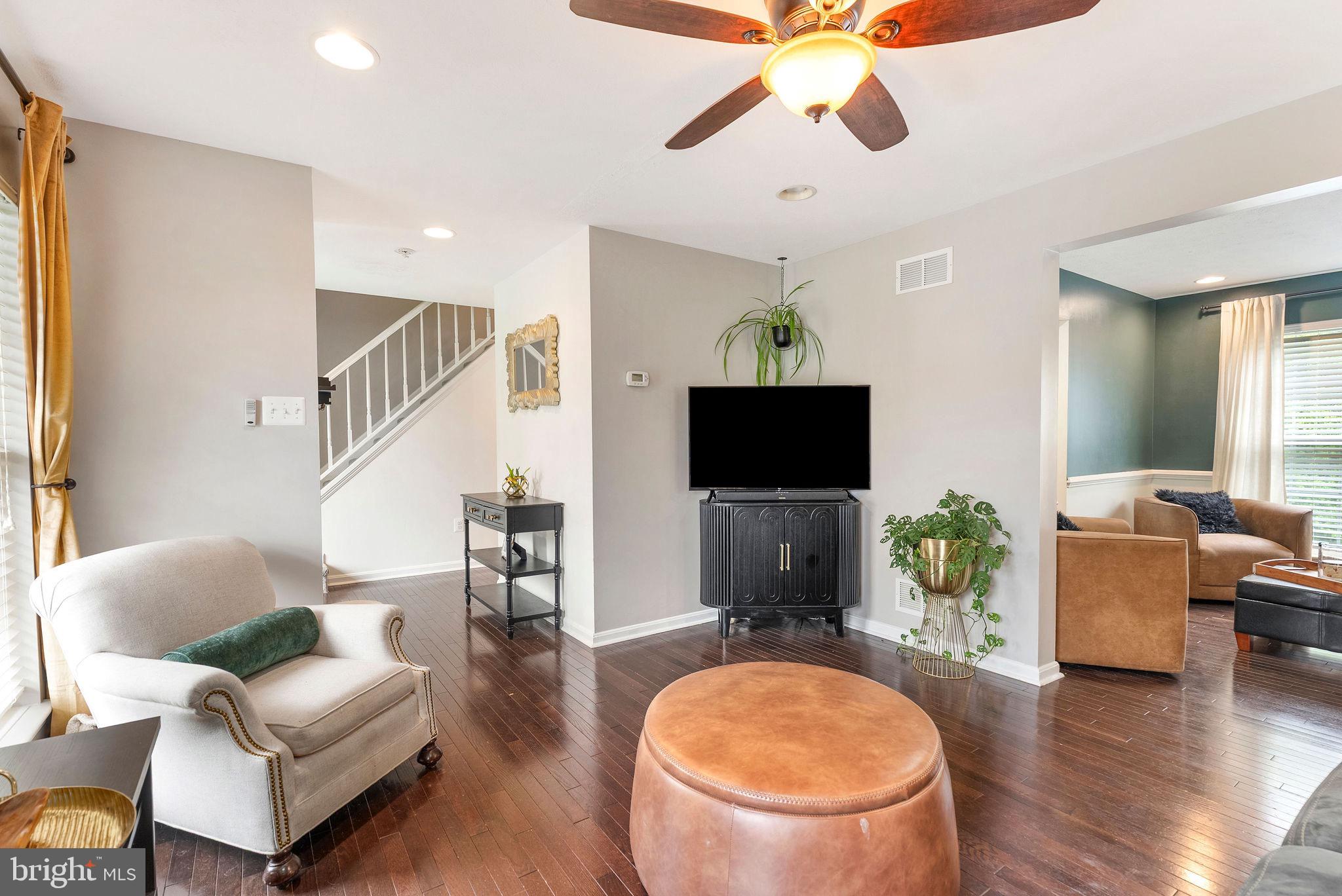 ROBERTS FIELD - Residential