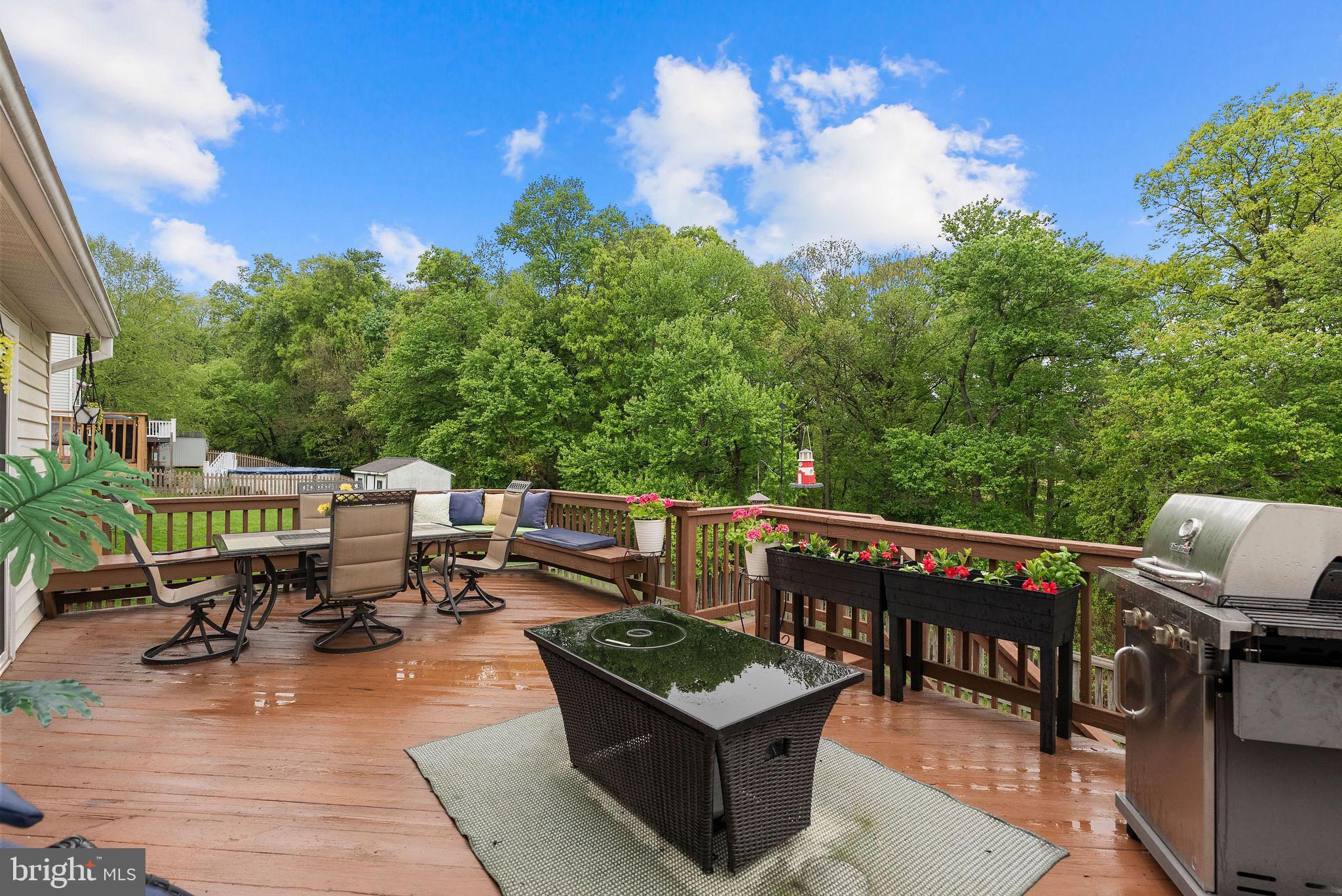 ROBERTS FIELD - Residential