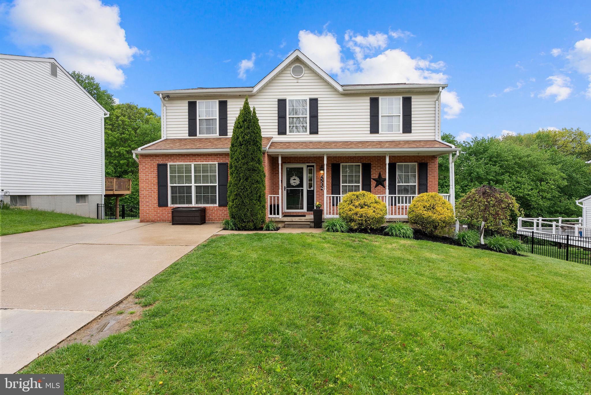 ROBERTS FIELD - Residential