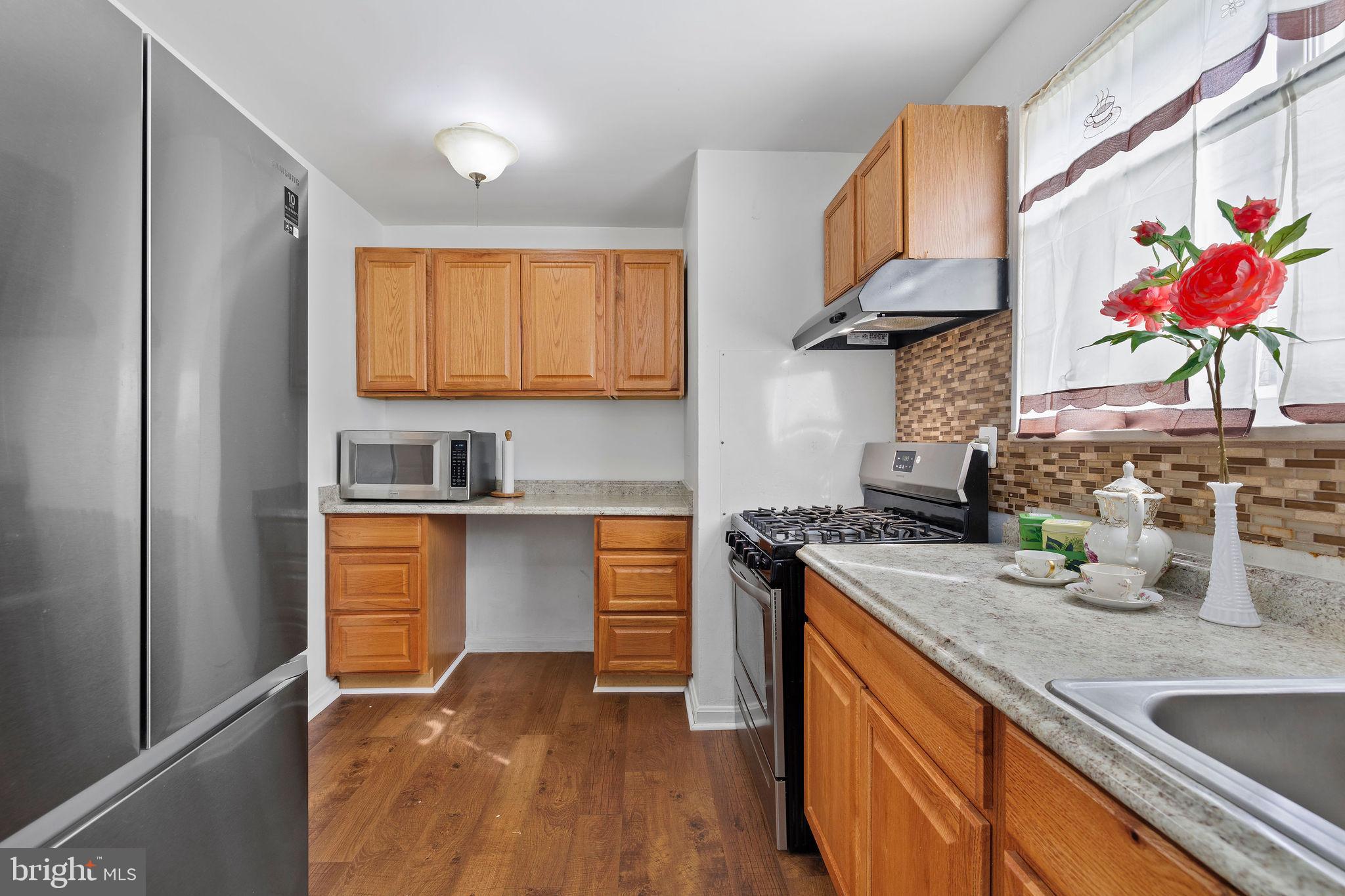 GLASSMANOR - Residential