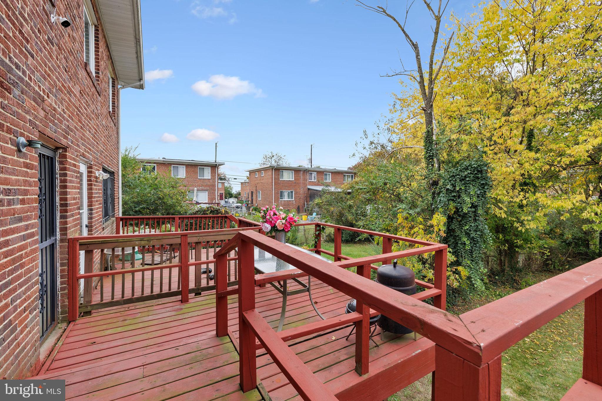 GLASSMANOR - Residential