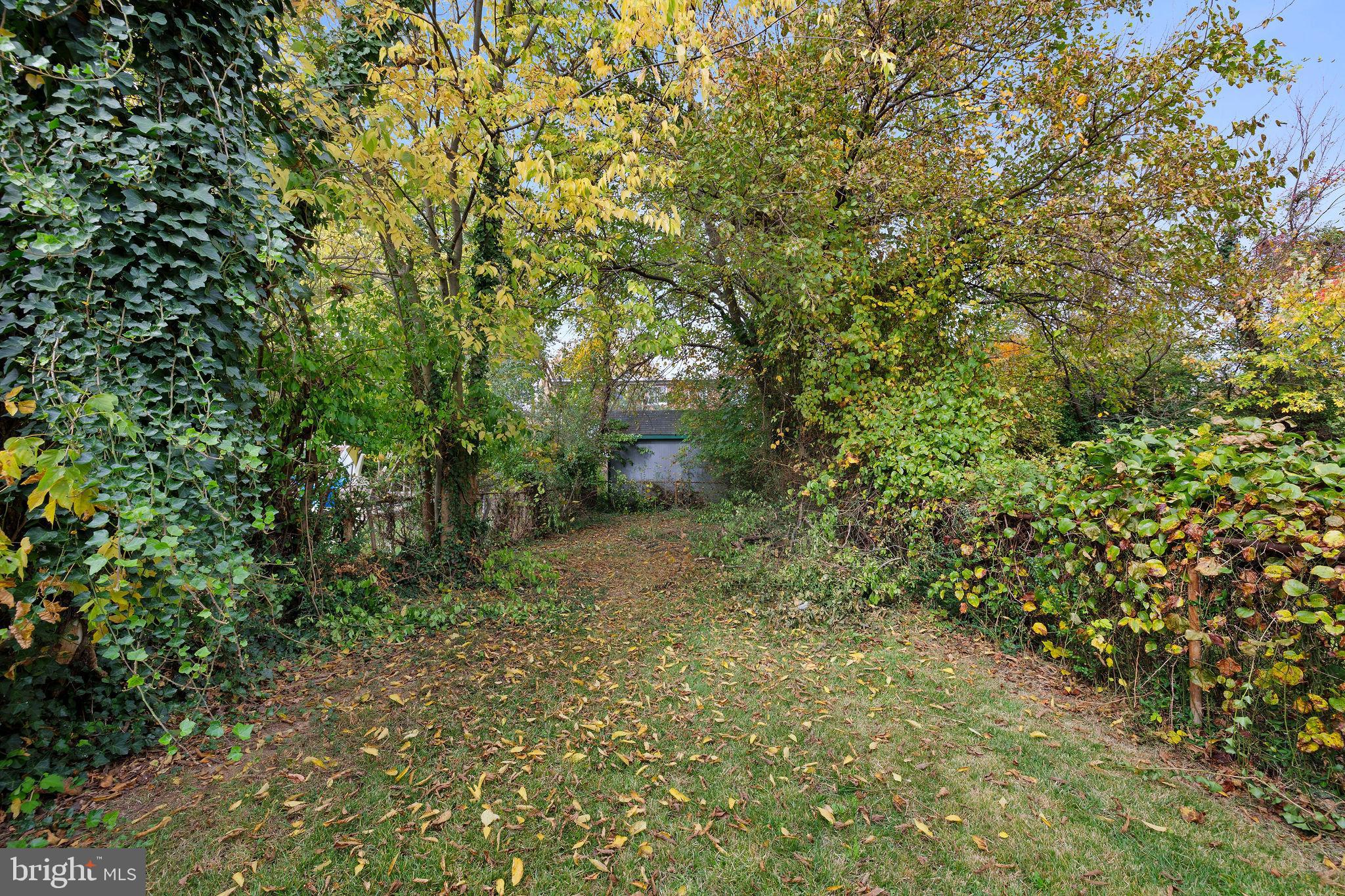 GLASSMANOR - Residential