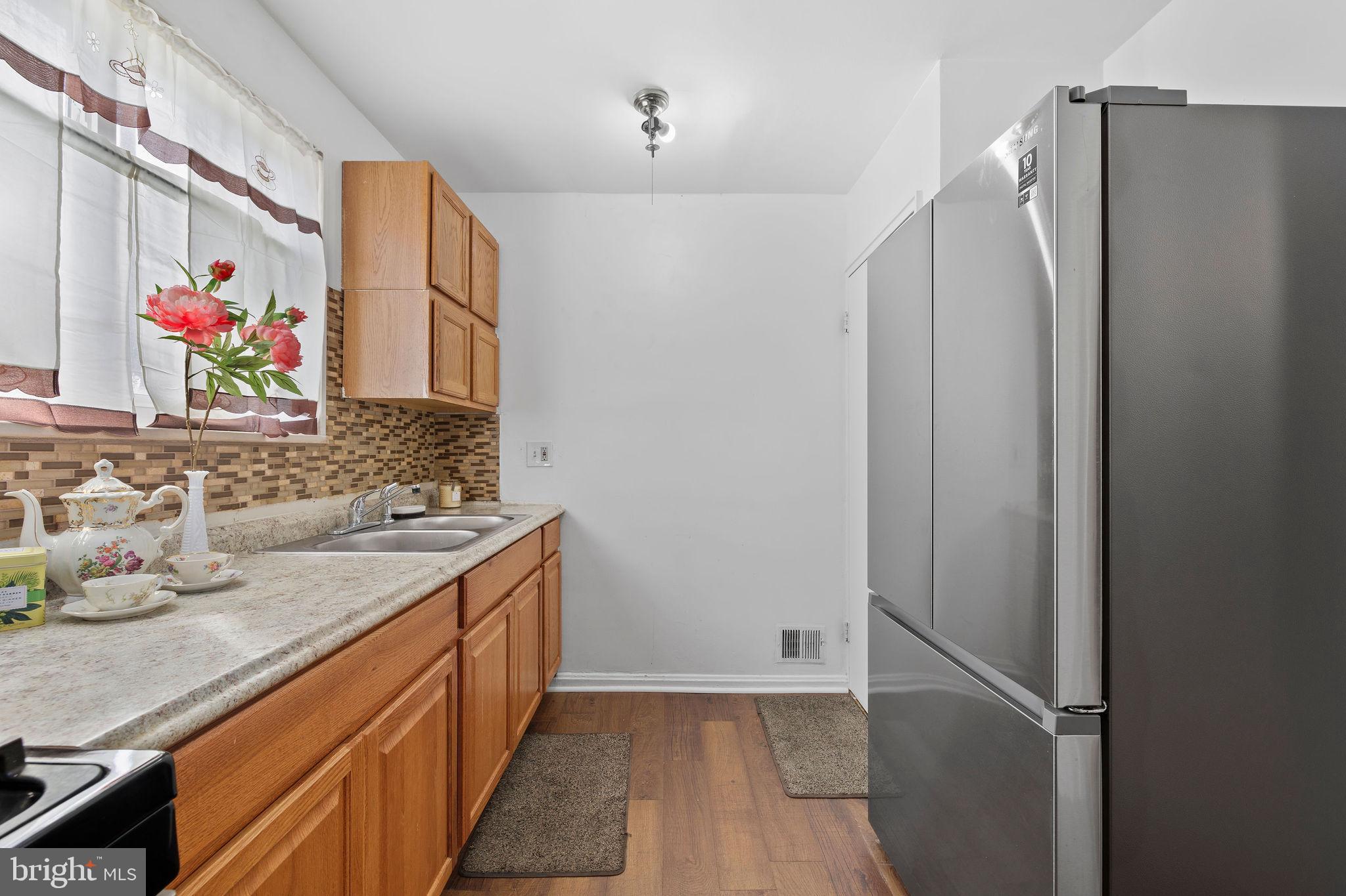 GLASSMANOR - Residential