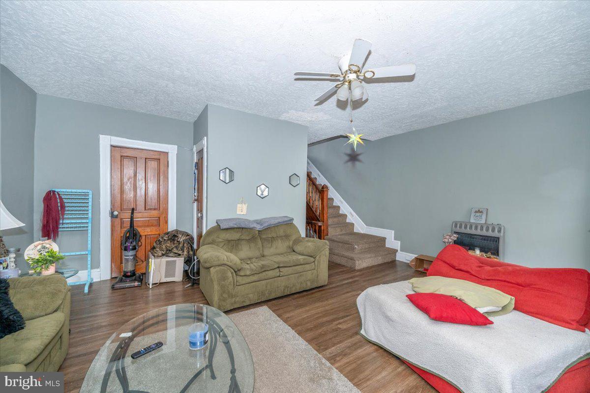 HAGERSTOWN - Residential Income