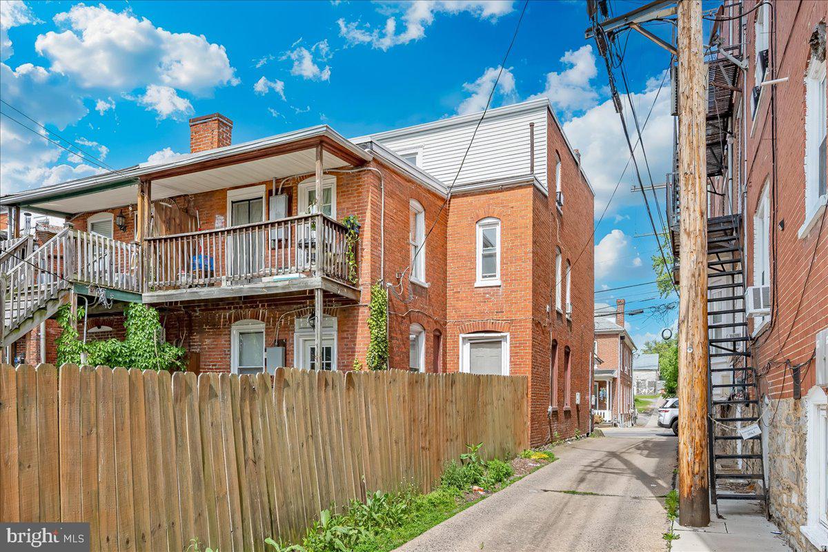 HAGERSTOWN - Residential Income