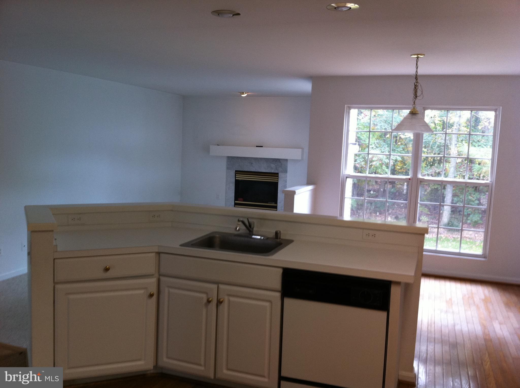 GREENS AT FAIR LAKES - Residential Lease