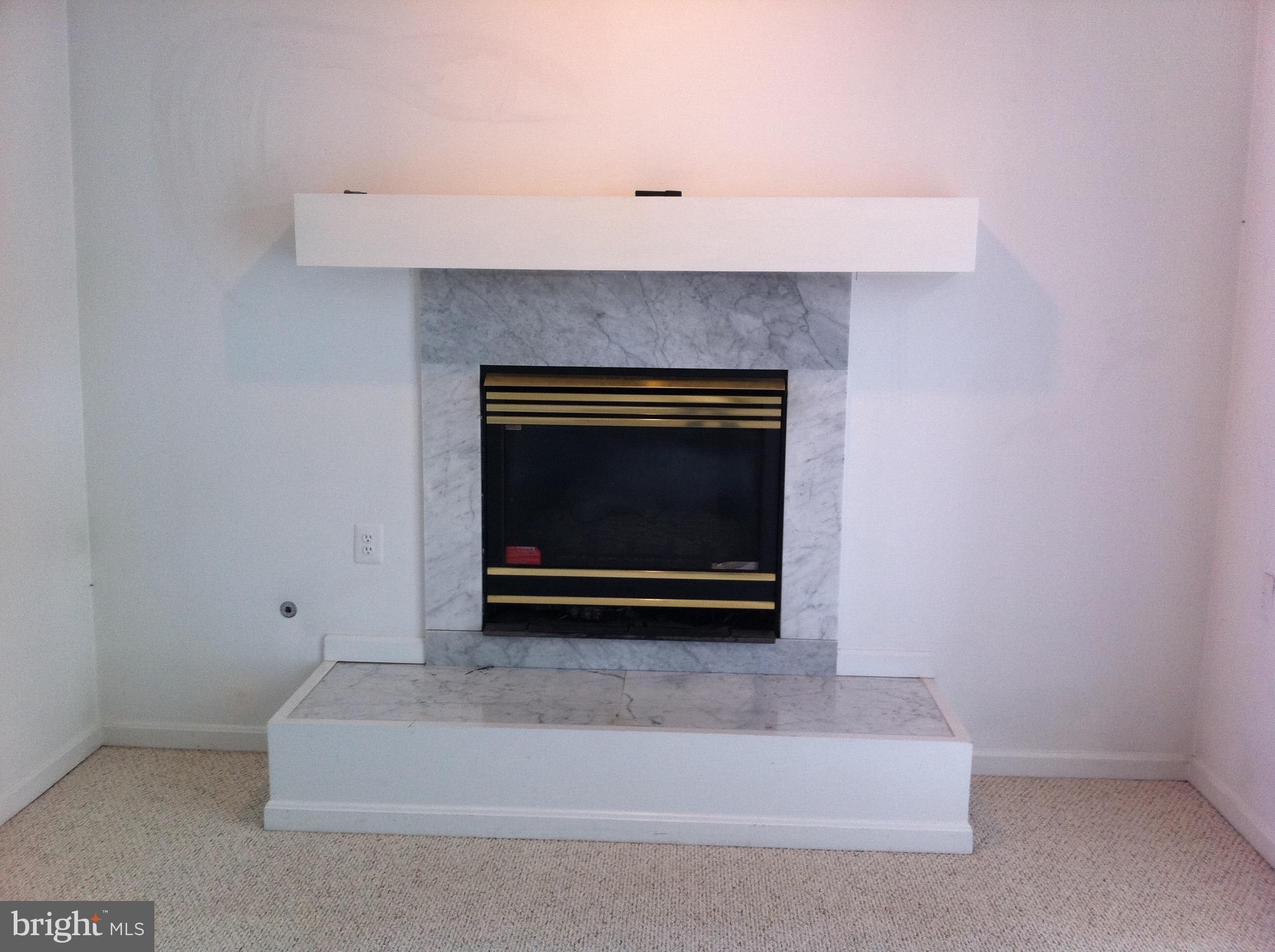 GREENS AT FAIR LAKES - Residential Lease