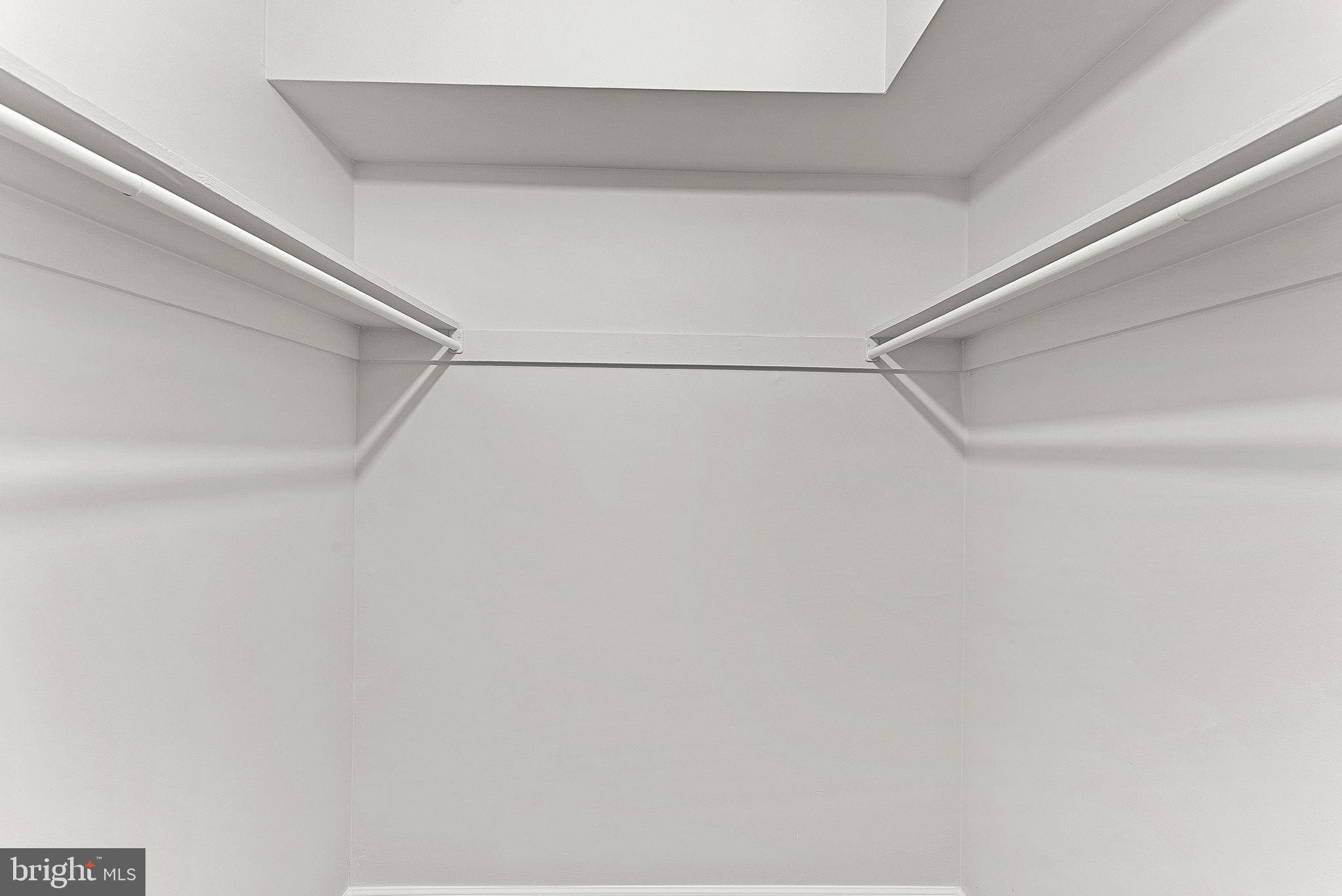 PEMBROOKE - Residential