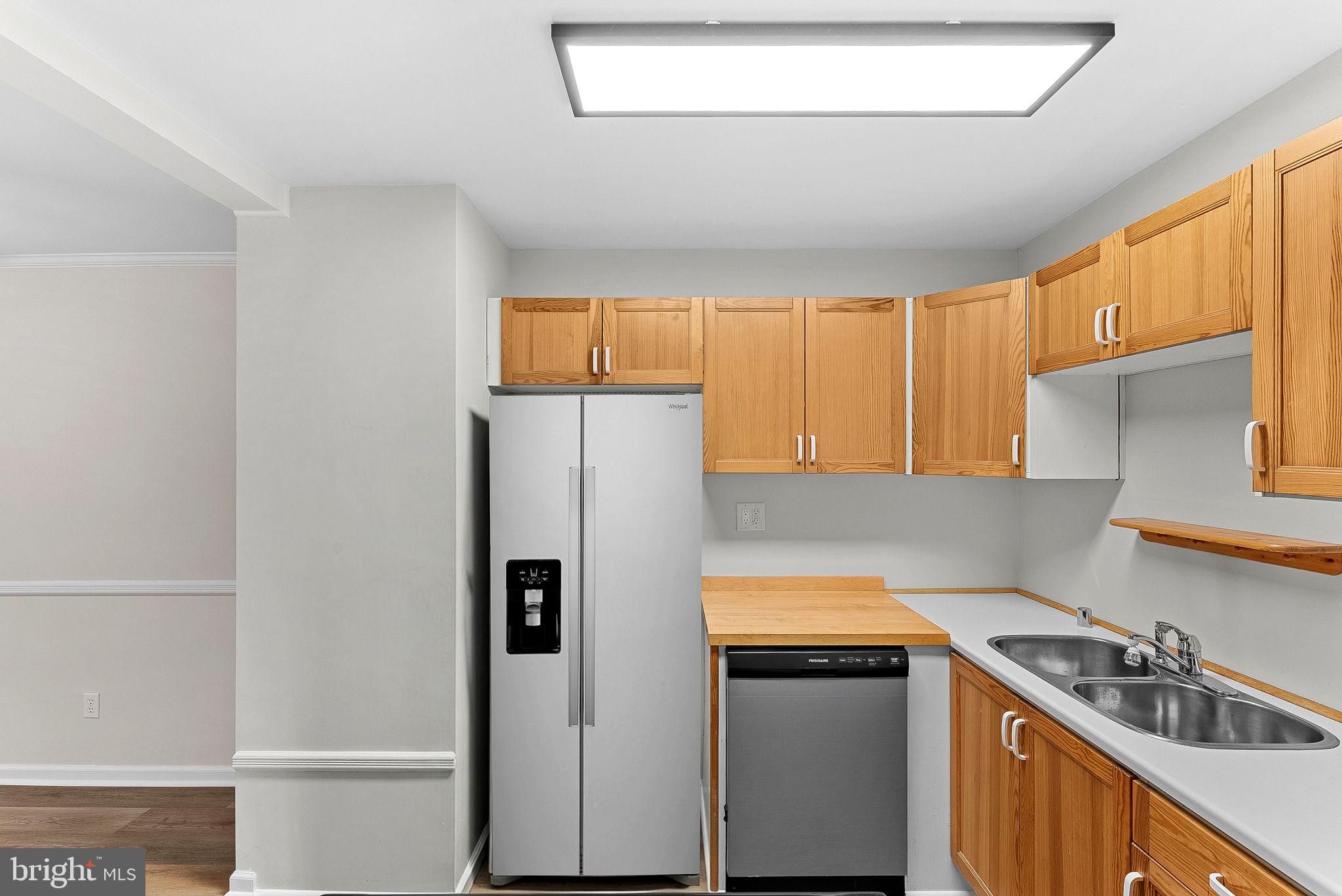 PEMBROOKE - Residential