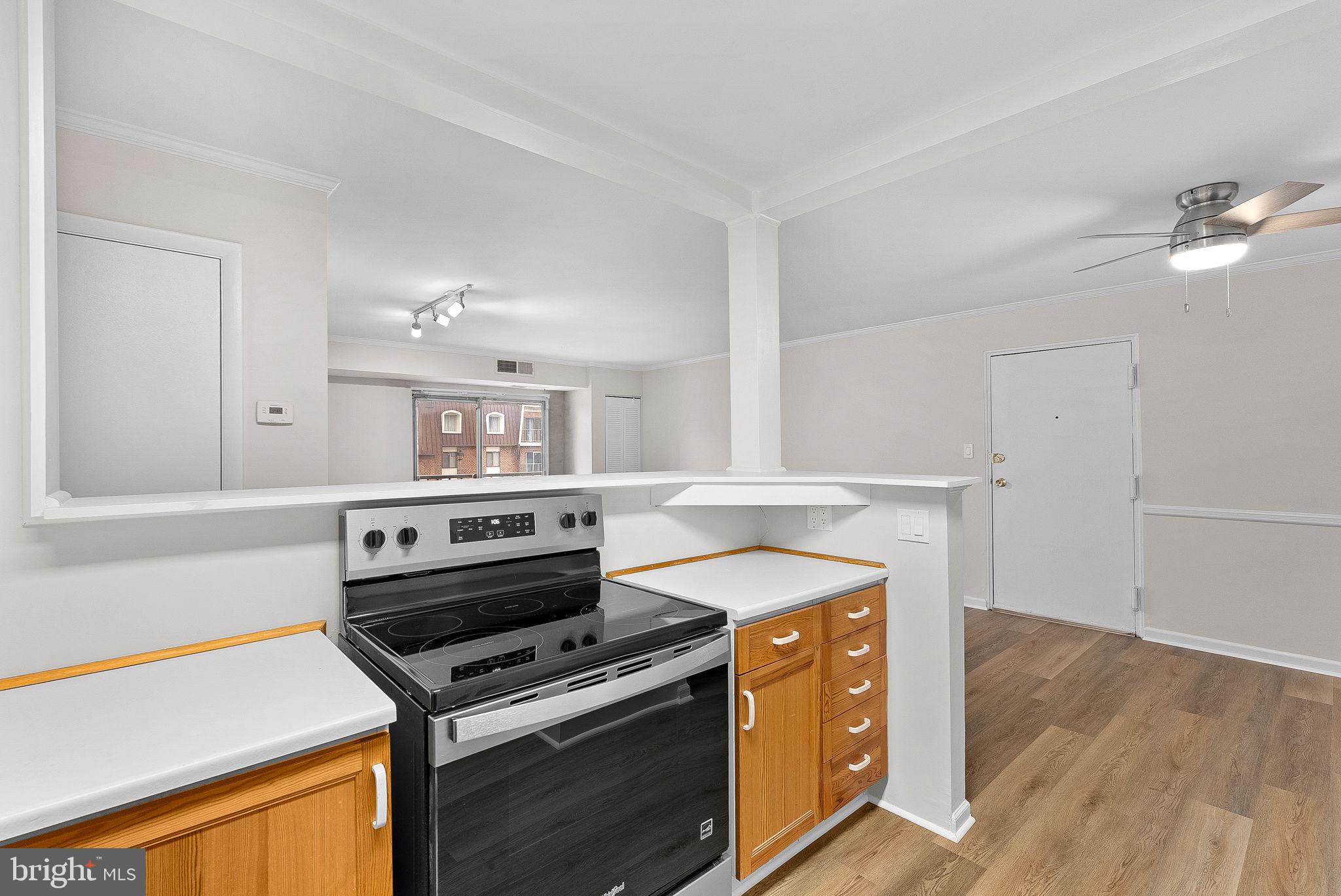 PEMBROOKE - Residential