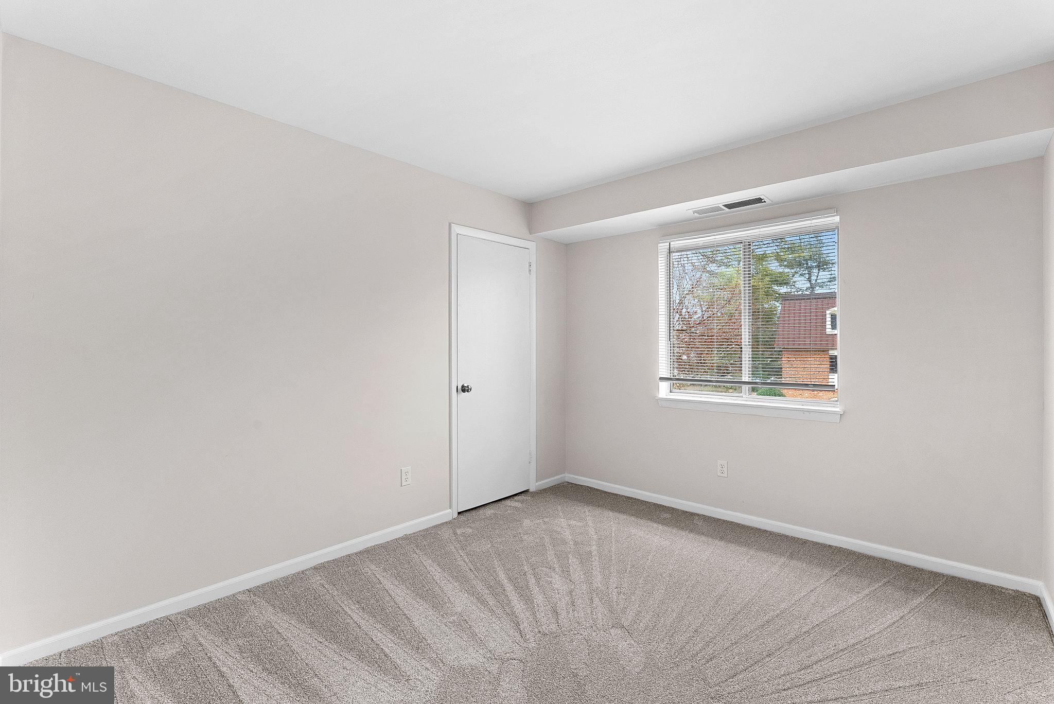 PEMBROOKE - Residential